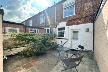 Images for Hyde Grove, Sale, M33