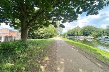 Images for Hyde Grove, Sale, M33