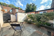 Images for Hyde Grove, Sale, M33