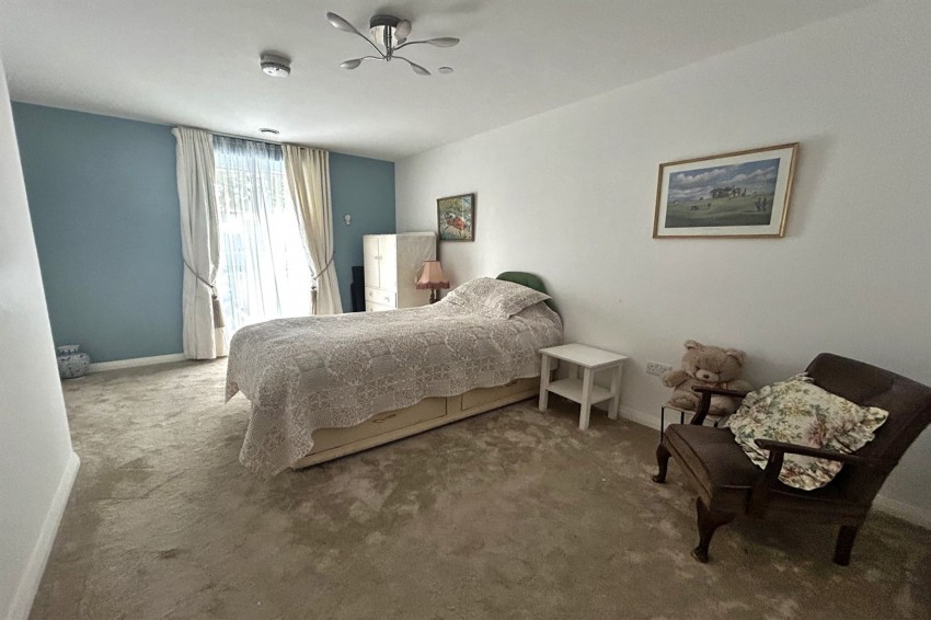 Images for Holly Road North, Wilmslow, SK9