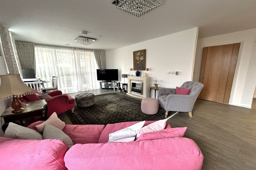 Images for Holly Road North, Wilmslow, SK9