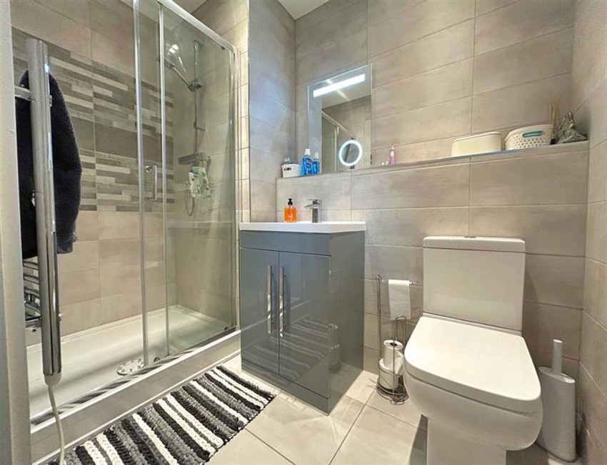 Images for Park Avenue, Sale, M33