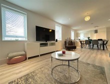 Images for Park Avenue, Sale, M33