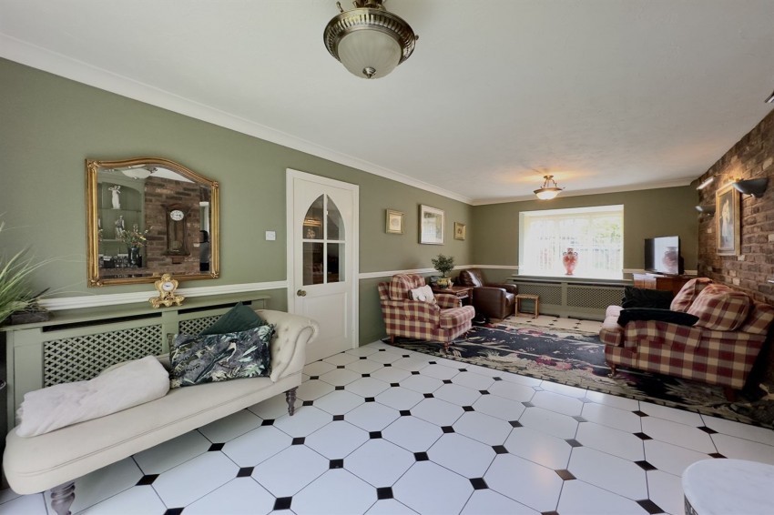 Images for Woodside Lane, Poynton, SK12