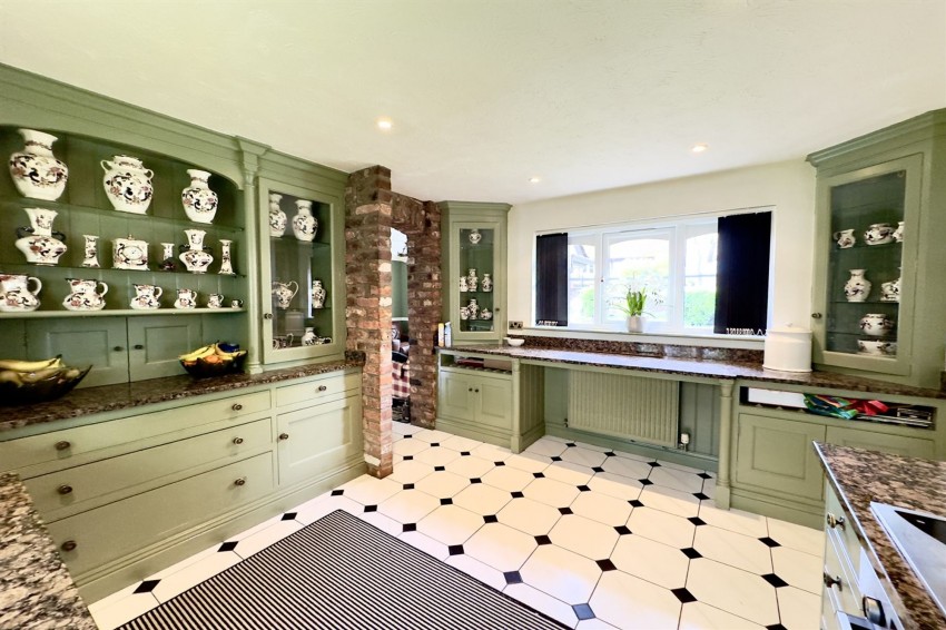 Images for Woodside Lane, Poynton, SK12