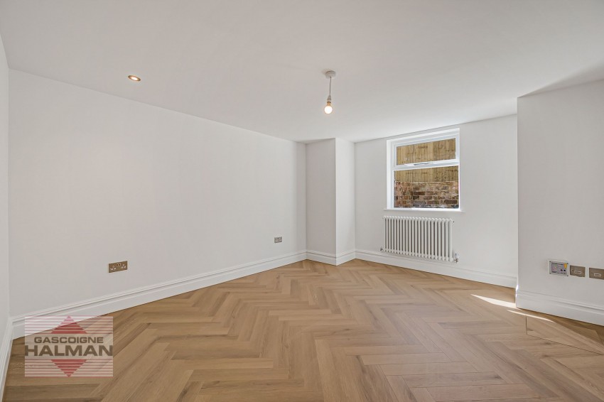Images for Highfield Avenue, Sale, M33