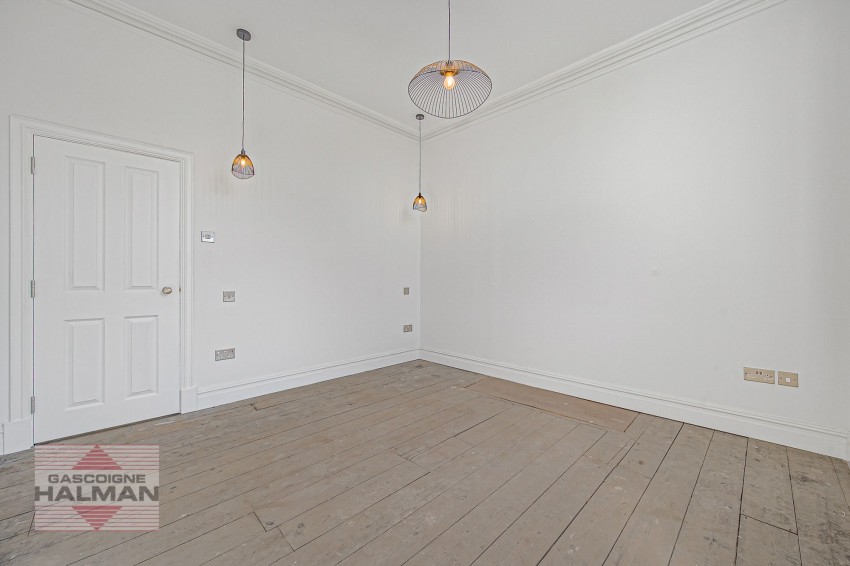 Images for Highfield Avenue, Sale, M33