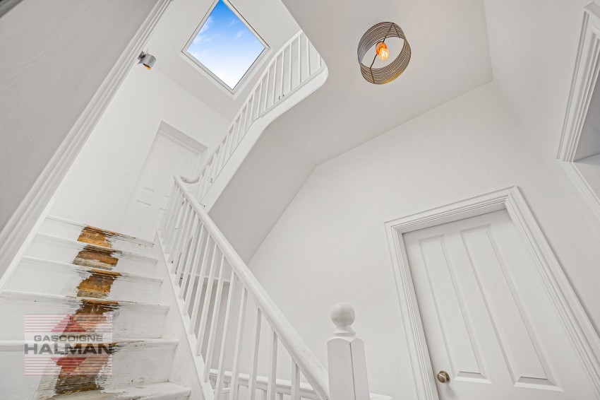 Images for Highfield Avenue, Sale, M33