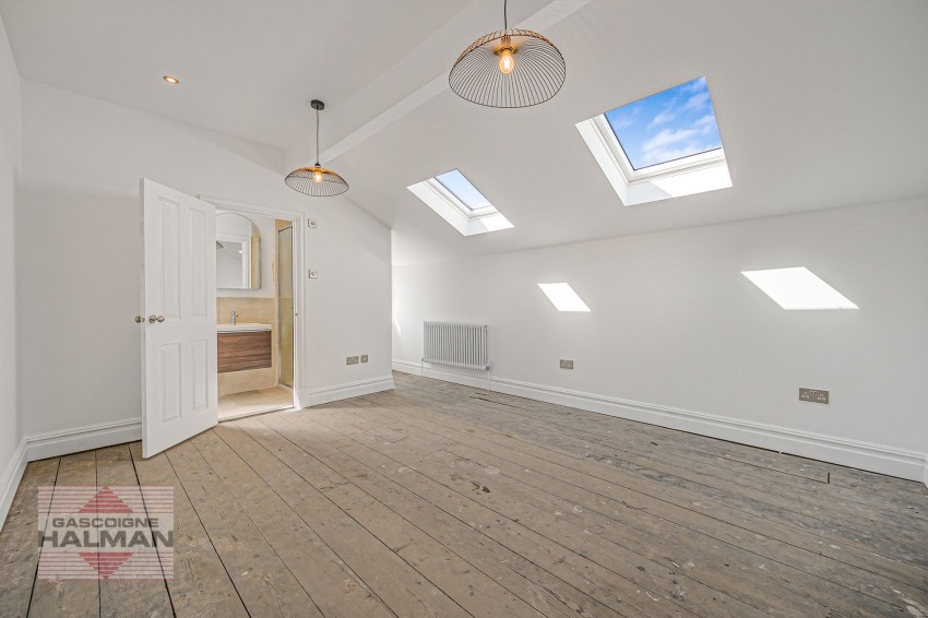 Images for Highfield Avenue, Sale, M33
