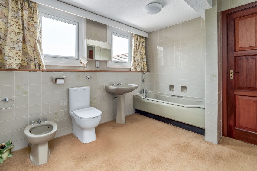 Images for 34 Willowmead Drive, Prestbury, SK10