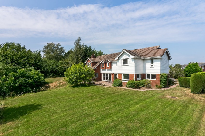 Images for 34 Willowmead Drive, Prestbury, SK10