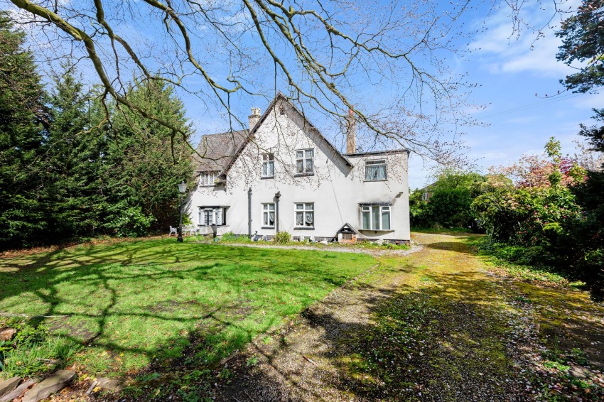 Images for Raglan Road, Sale, M33