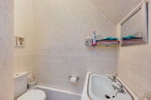 Images for Raglan Road, Sale, M33