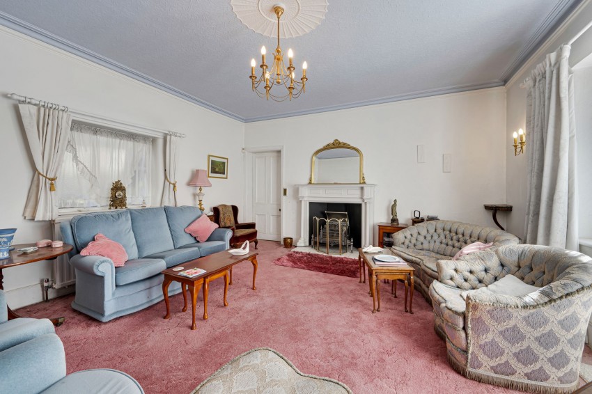 Images for Raglan Road, Sale, M33