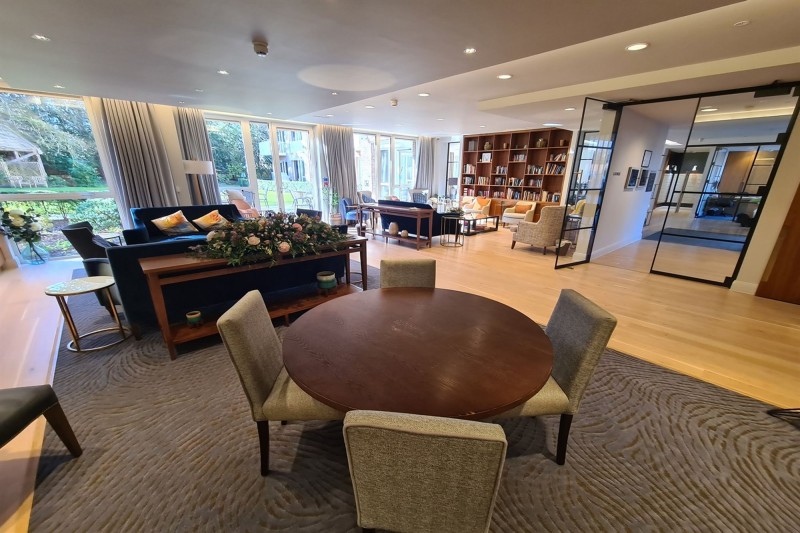 Alderley Road, Chapelwood, SK9