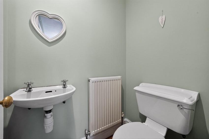 Images for Hillside Road, Appleton, WA4