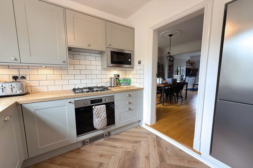 Images for Hall Avenue, Sale, M33