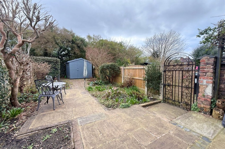 Images for Hall Avenue, Sale, M33