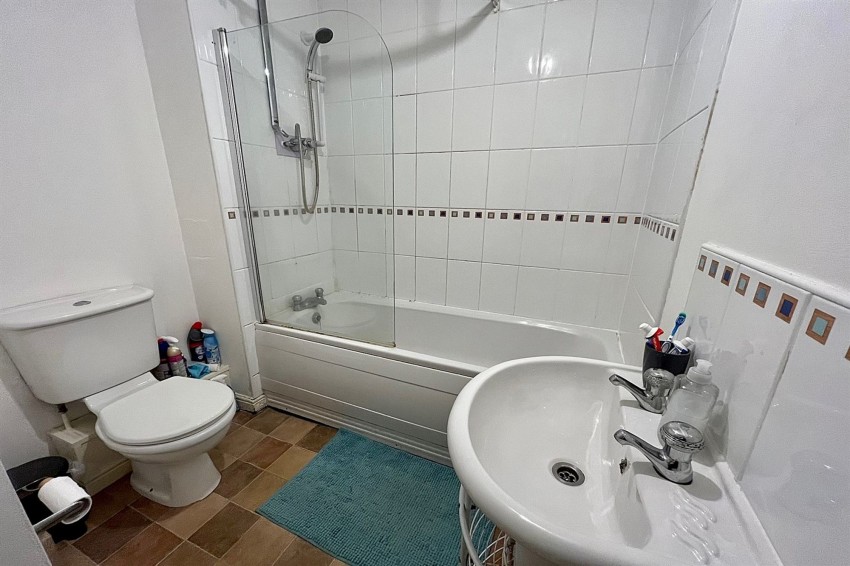 Images for Yew Tree Road, Fallowfield, M14