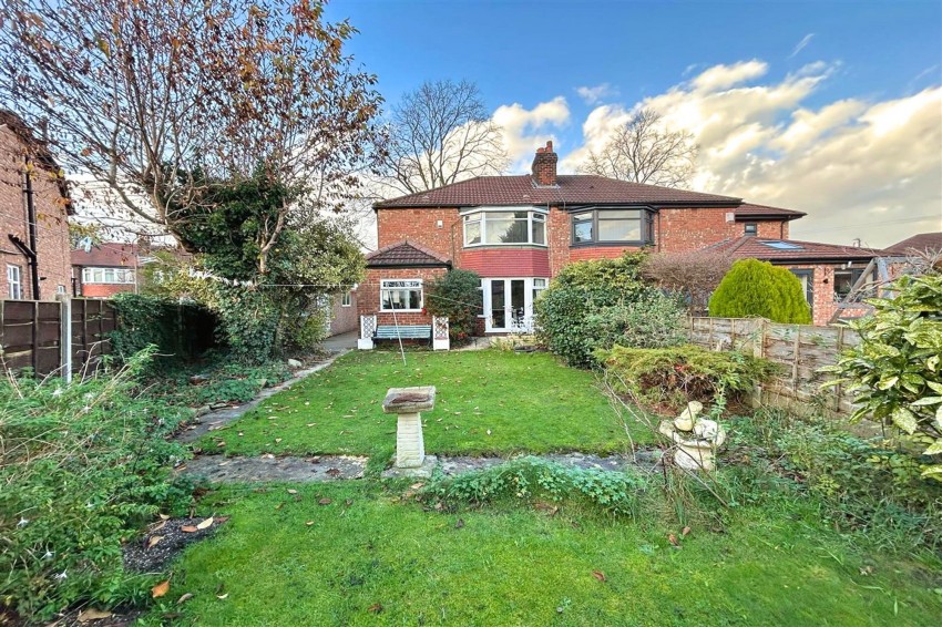 Images for Barnfield Crescent, Sale, M33