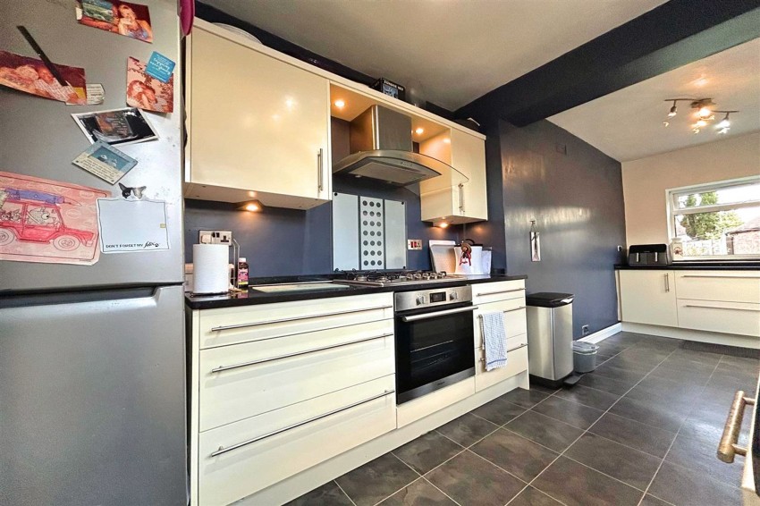 Images for Barnfield Crescent, Sale, M33