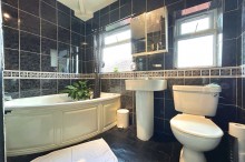 Images for Barnfield Crescent, Sale, M33