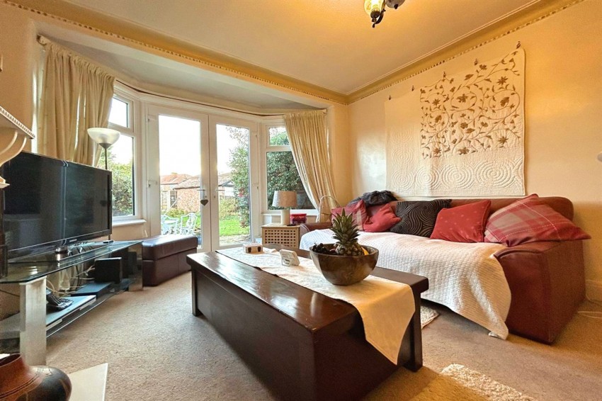 Images for Barnfield Crescent, Sale, M33