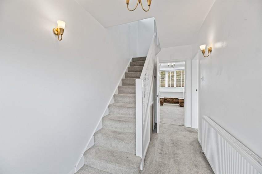 Images for Parkfield Drive, Helsby, WA6