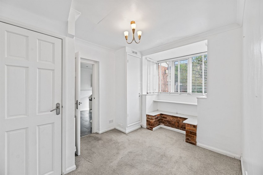 Images for Parkfield Drive, Helsby, WA6