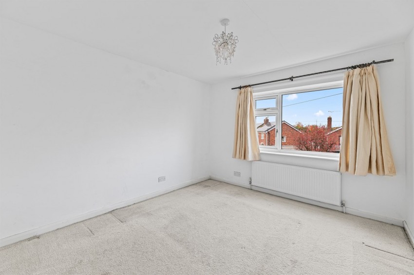 Images for Parkfield Drive, Helsby, WA6