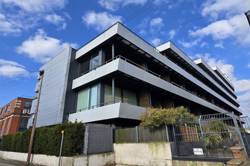 Images for Woodfield Road, Altrincham, WA14