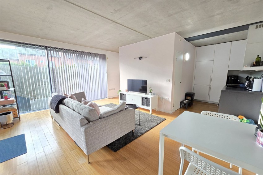 Images for Woodfield Road, Altrincham, WA14