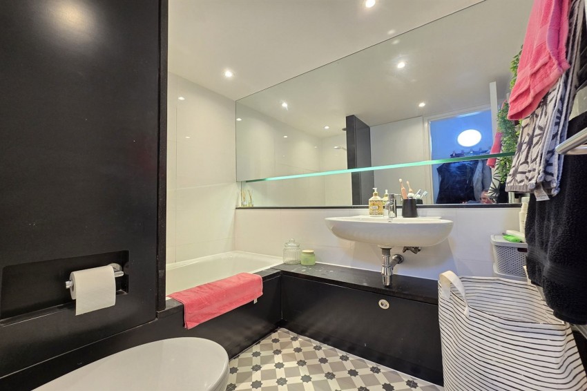 Images for Woodfield Road, Altrincham, WA14