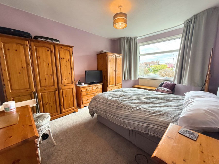 Images for Kendal Avenue, Sale, M33