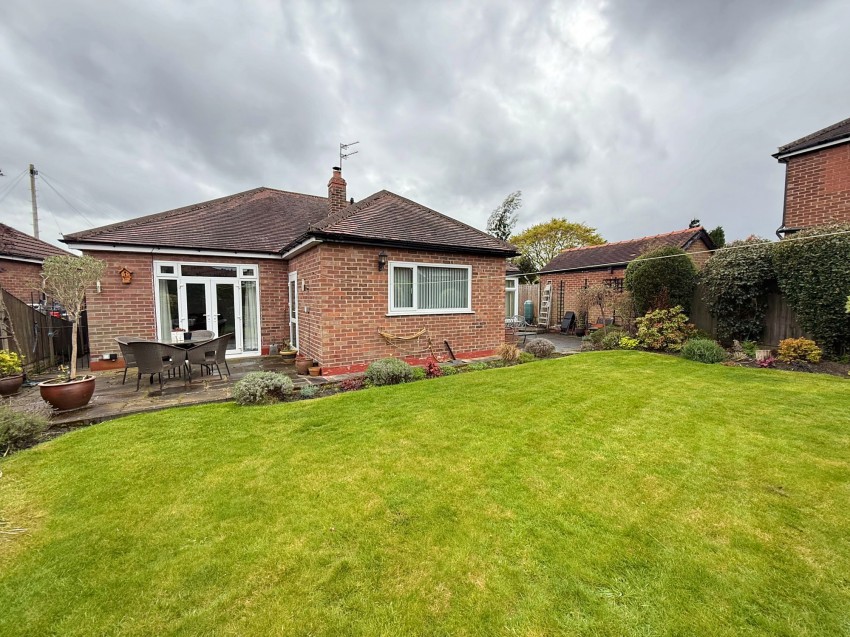Images for Kendal Avenue, Sale, M33