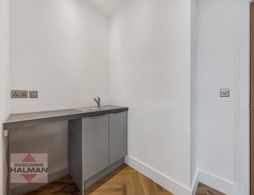 Images for Brooklands Crescent, Sale, M33