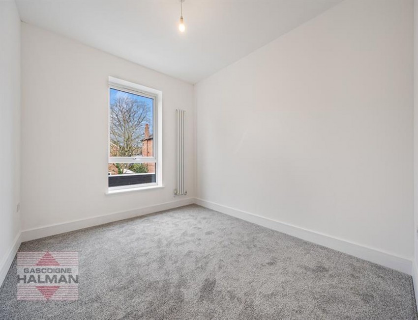 Images for Brooklands Crescent, Sale, M33