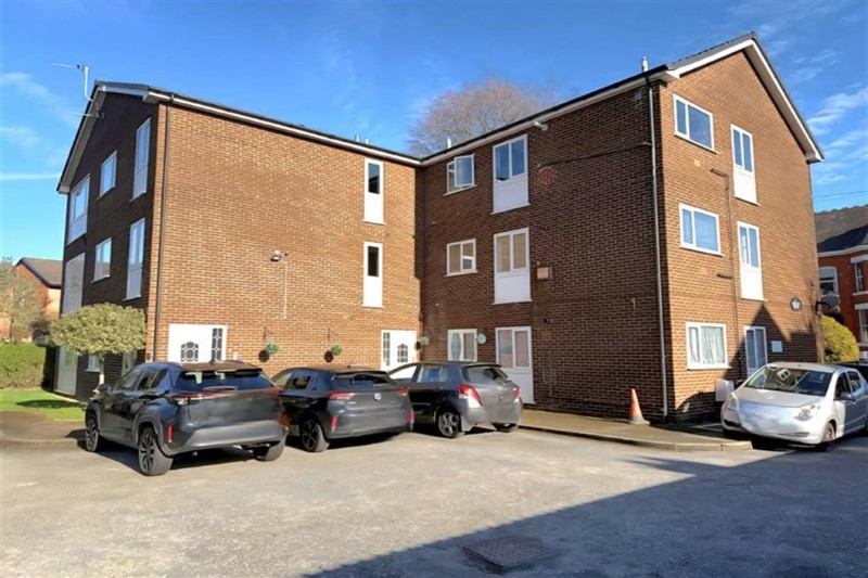 Melrose Avenue, Hollies Court Melrose Avenue, M33