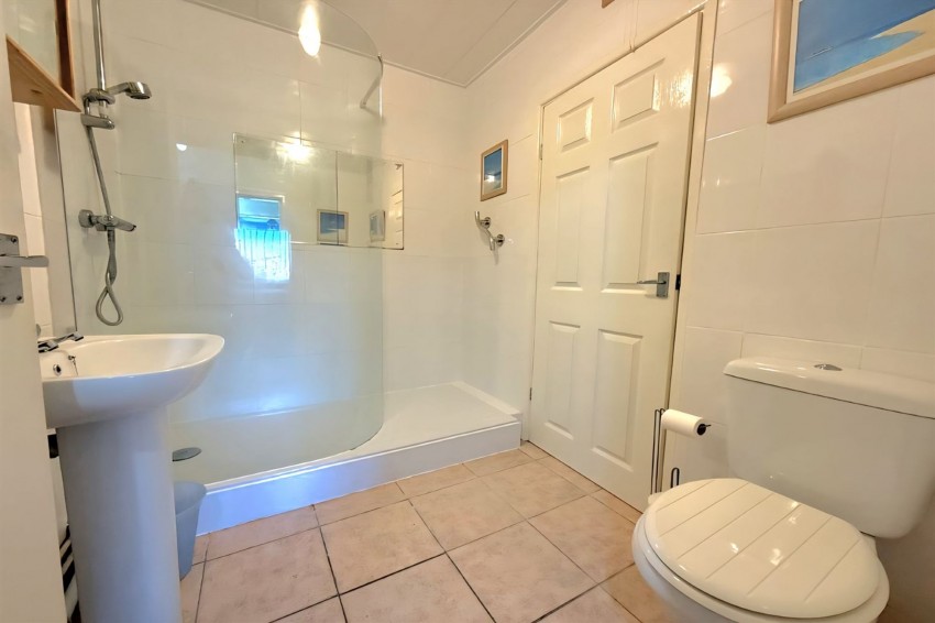 Images for Melrose Avenue, Hollies Court Melrose Avenue, M33