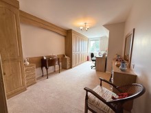 Images for Oakfield, Sale, M33