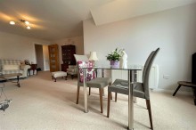 Images for Oakfield, Sale, M33