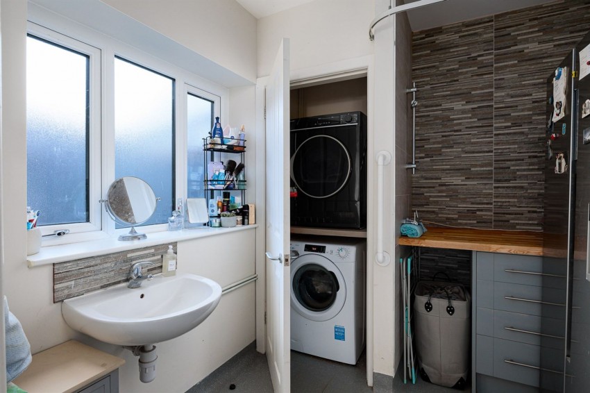 Images for Wrexham Road, Ridley, CW6