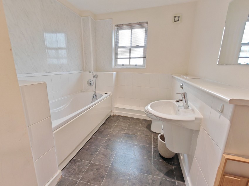 Images for Jodrell Drive, Grappenhall, WA4
