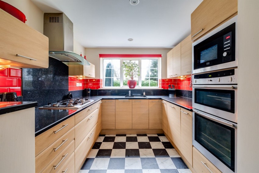 Images for Grindley Bank, Mickle Trafford, CH2