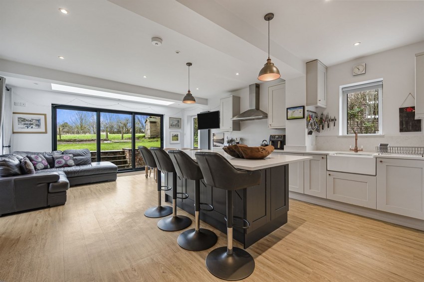 Images for The Crescent, Mottram St. Andrew, SK10