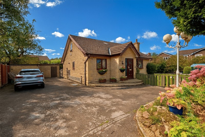 Thomas Street, Glossop, SK13