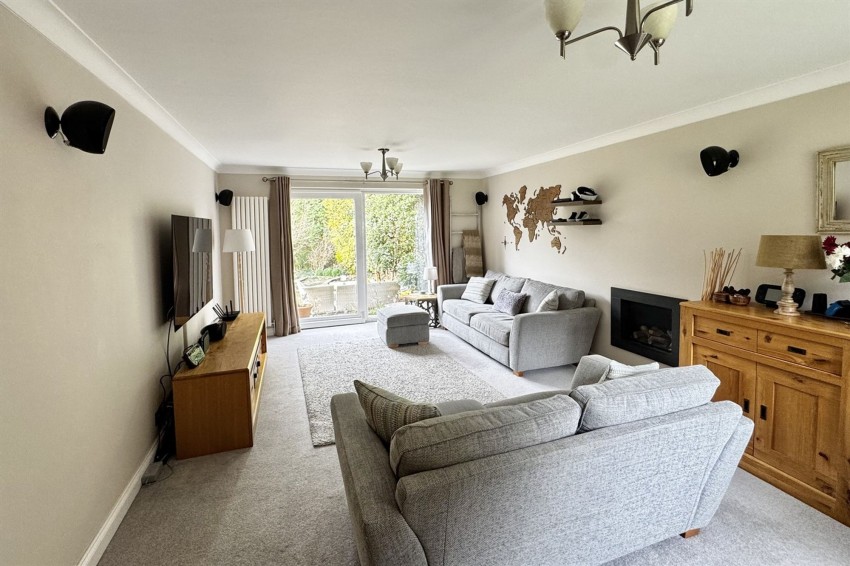 Images for Fairways Close, Glossop, SK13