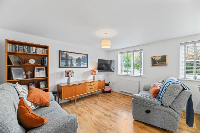 Images for Callender Way, Helsby, WA6