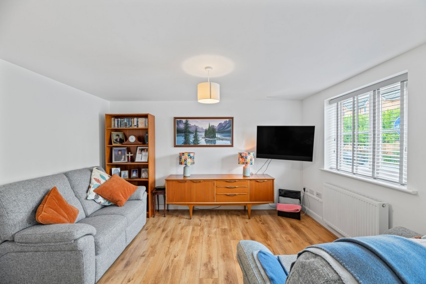 Images for Callender Way, Helsby, WA6