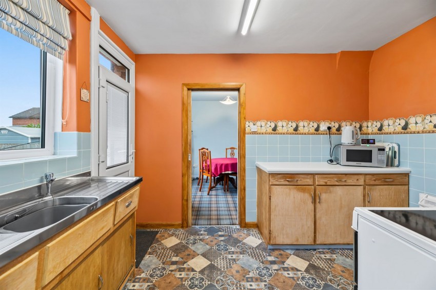 Images for Hallastone Road, Helsby, WA6